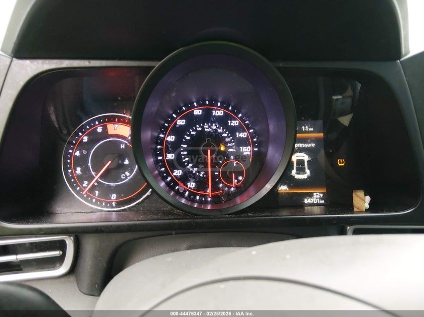 Hyundai Elantra - фото 7