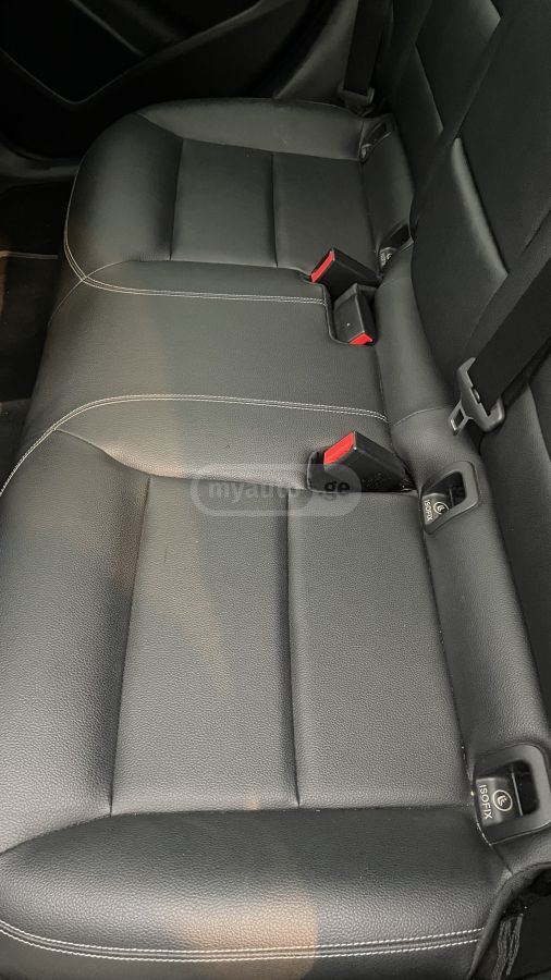 Mercedes-Benz GLA 250 - фото 8