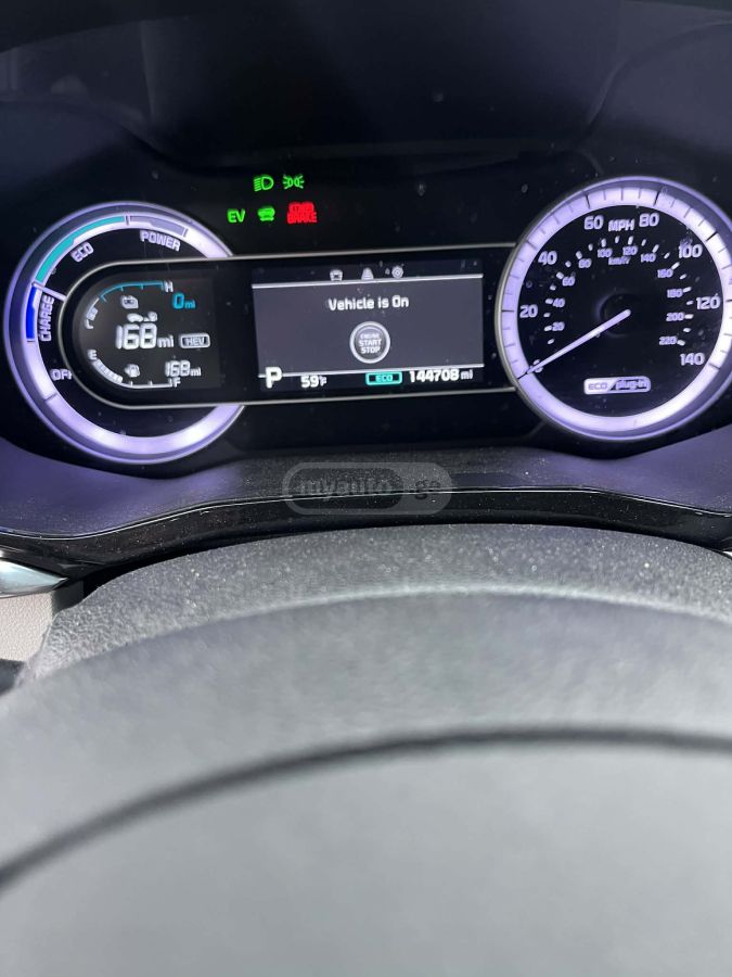 Kia Niro - фото 10