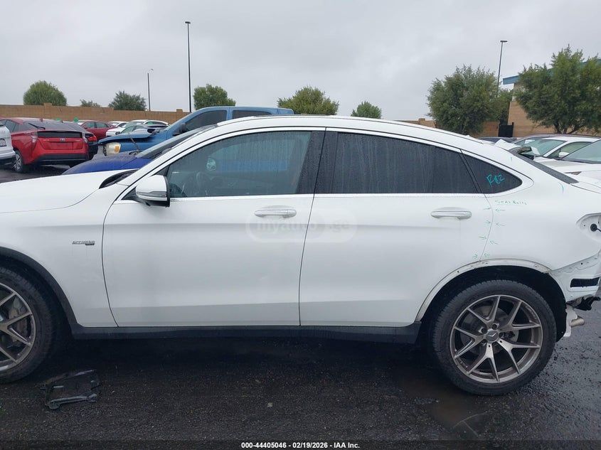 Mercedes-Benz GLC 43 AMG Coupe 2023 — миниатюра 14