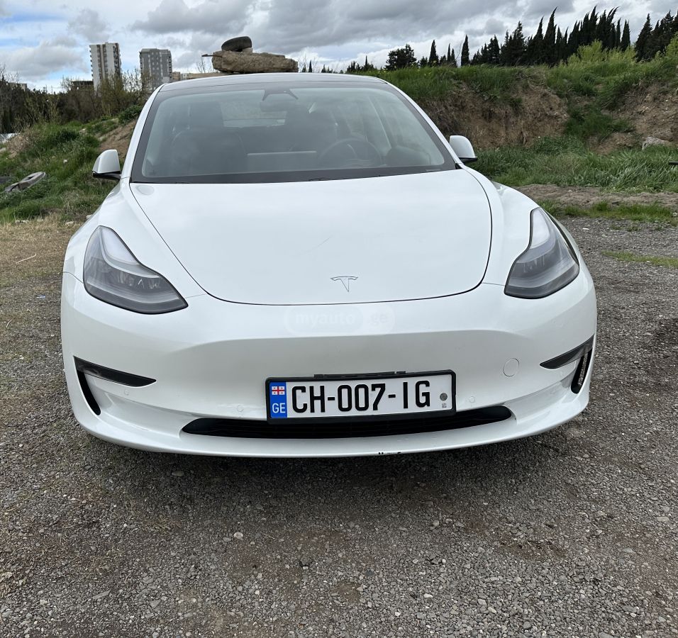 Tesla Model 3 - фото 7