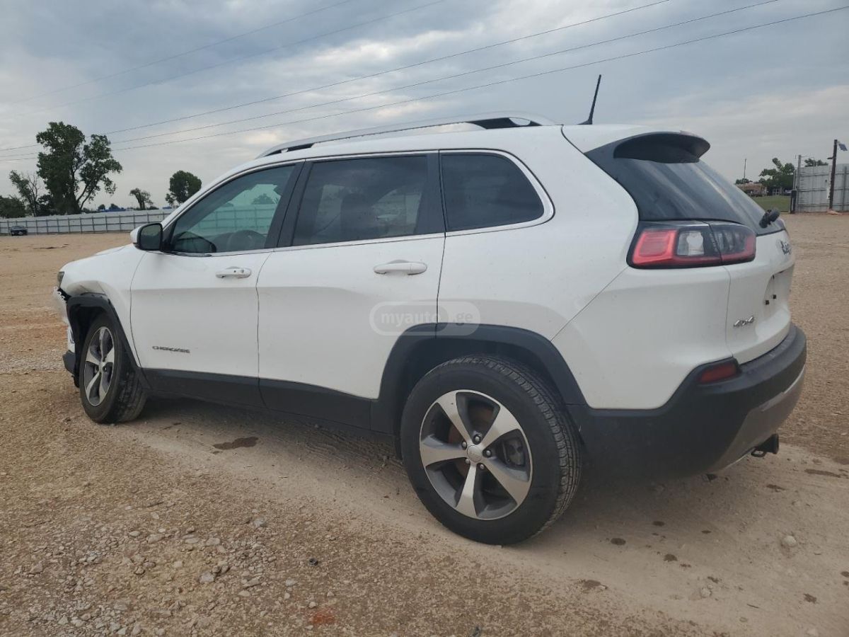 Jeep Cherokee - фото 3