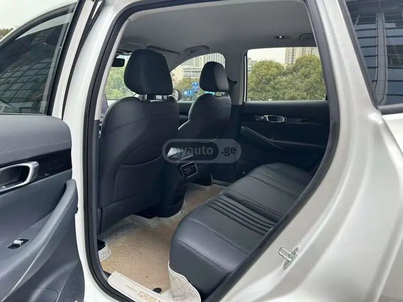 Geely Galaxy E5 2024 — миниатюра 10