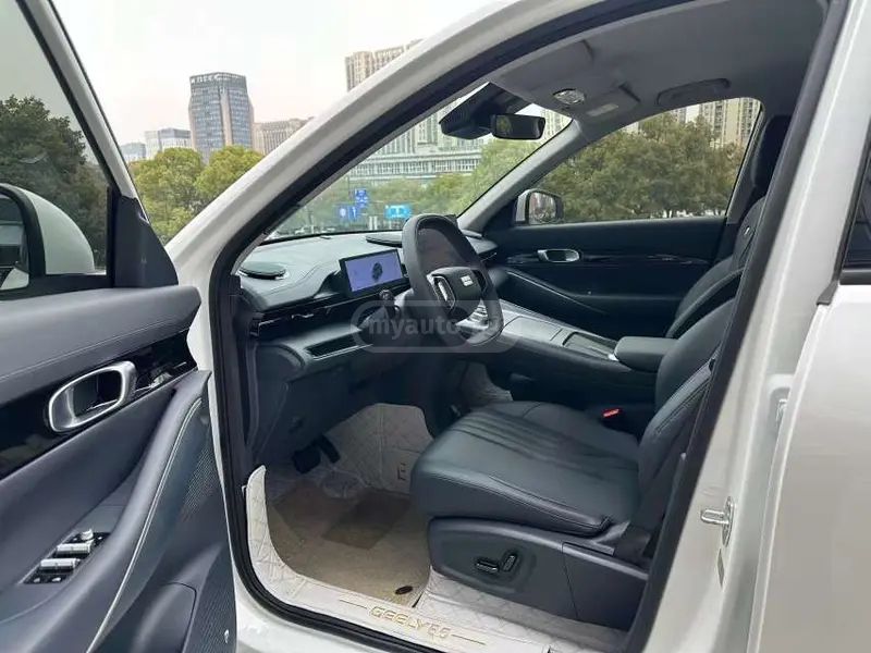 Geely Galaxy E5 2024 — миниатюра 9