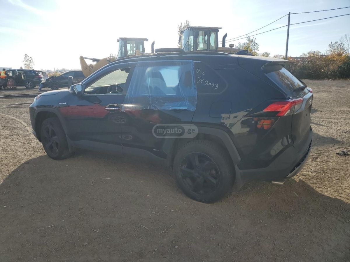 Toyota RAV 4 - фото 2