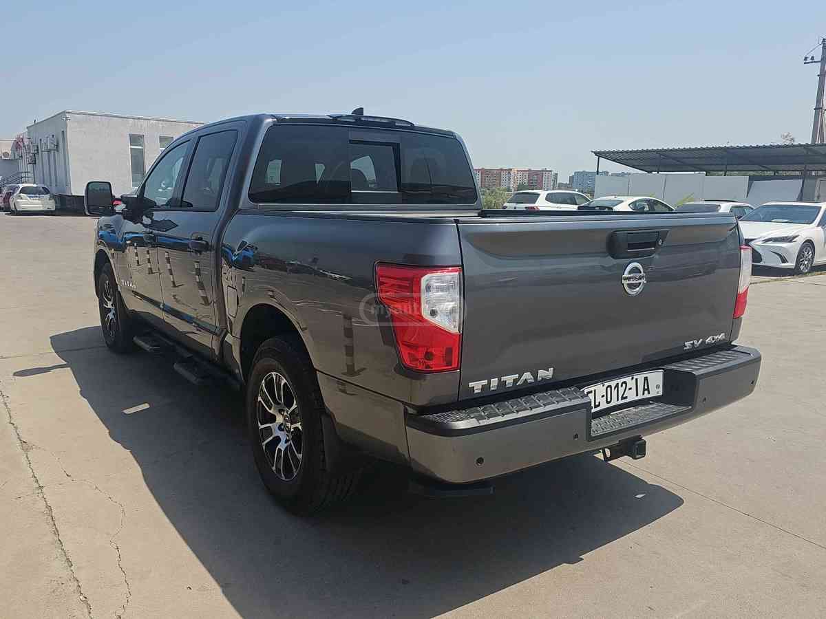 Nissan Titan 2022 — миниатюра 9
