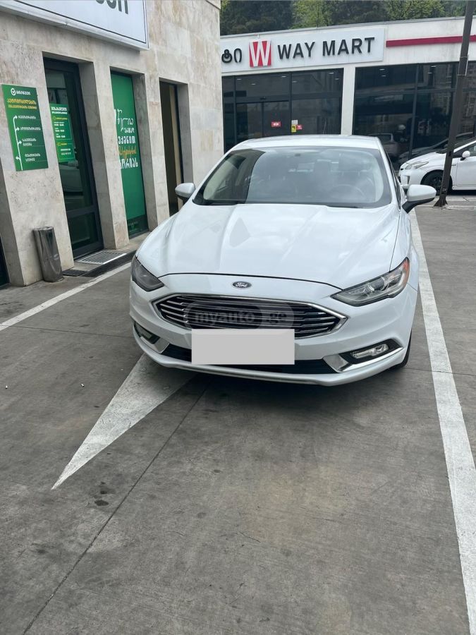 Ford Fusion - фото 1