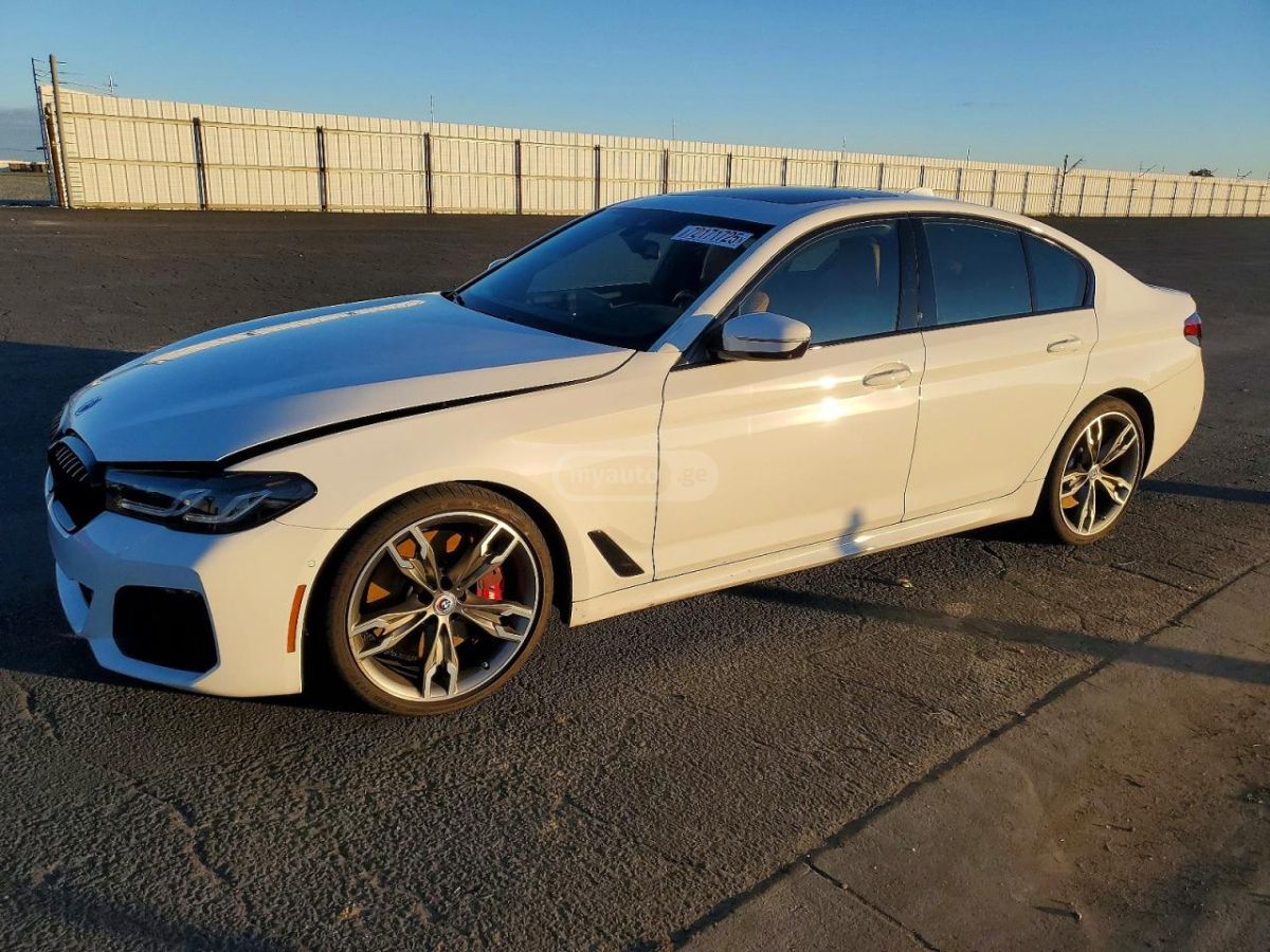BMW M550 2023 — миниатюра 1