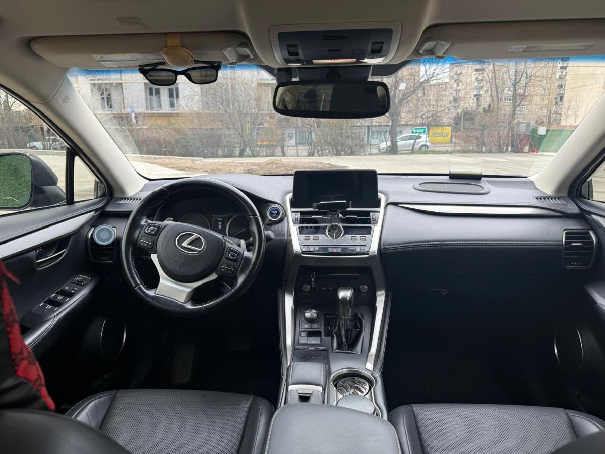 Lexus NX 300 - фото 10