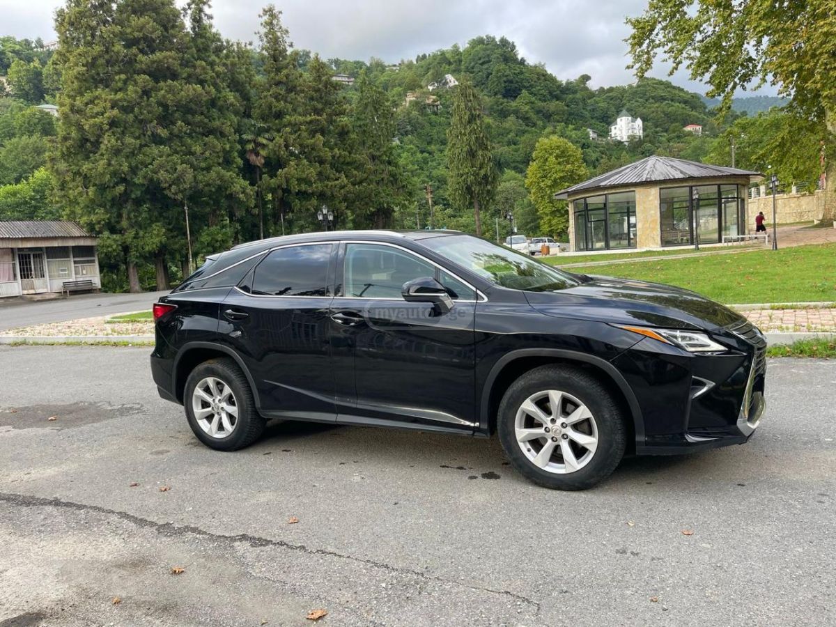 Lexus RX 350 - фото 1