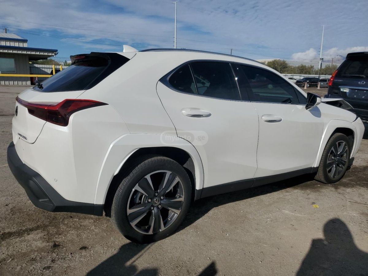 Lexus Base 4dr All-Wheel Drive CVT — миниатюра 13