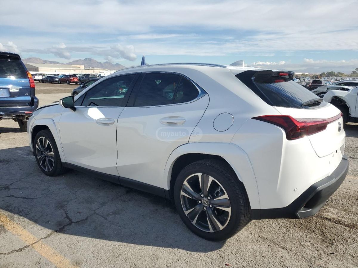 Lexus Base 4dr All-Wheel Drive CVT — миниатюра 3