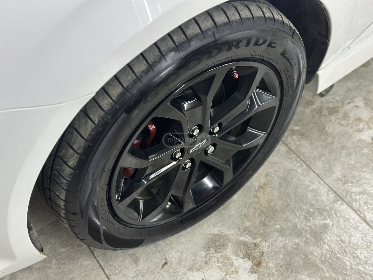 Chevrolet Sonic - фото 5