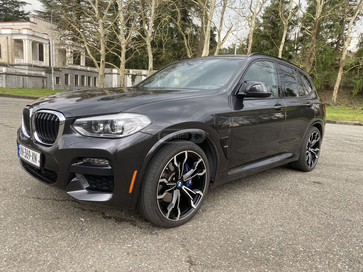 BMW xDrive30e 4dr All-Wheel Drive — миниатюра 1