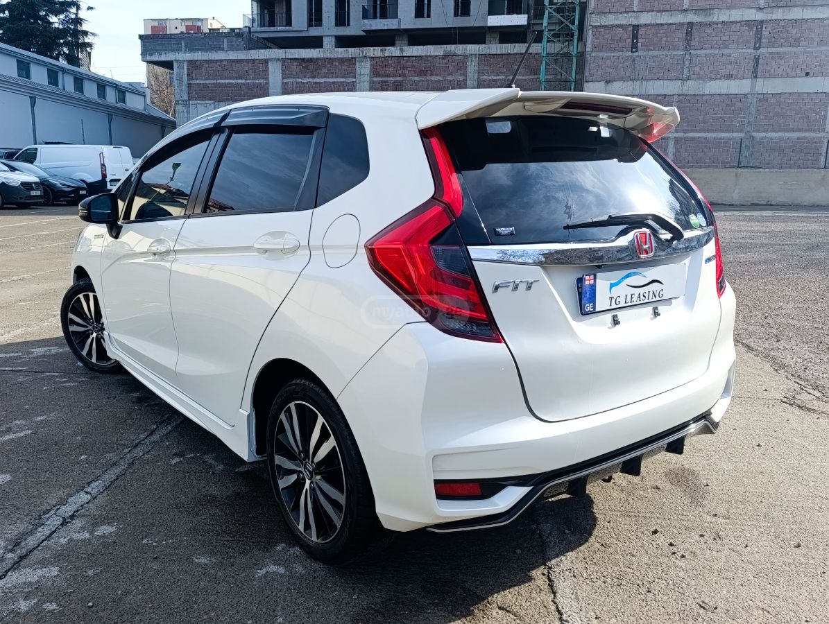 Honda FIT - фото 5