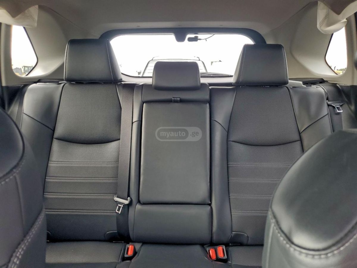 Toyota RAV 4 - фото 10