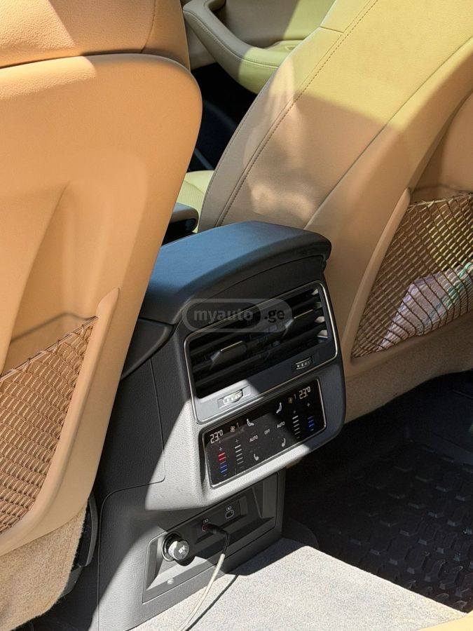 Audi SQ8 2023 — миниатюра 7