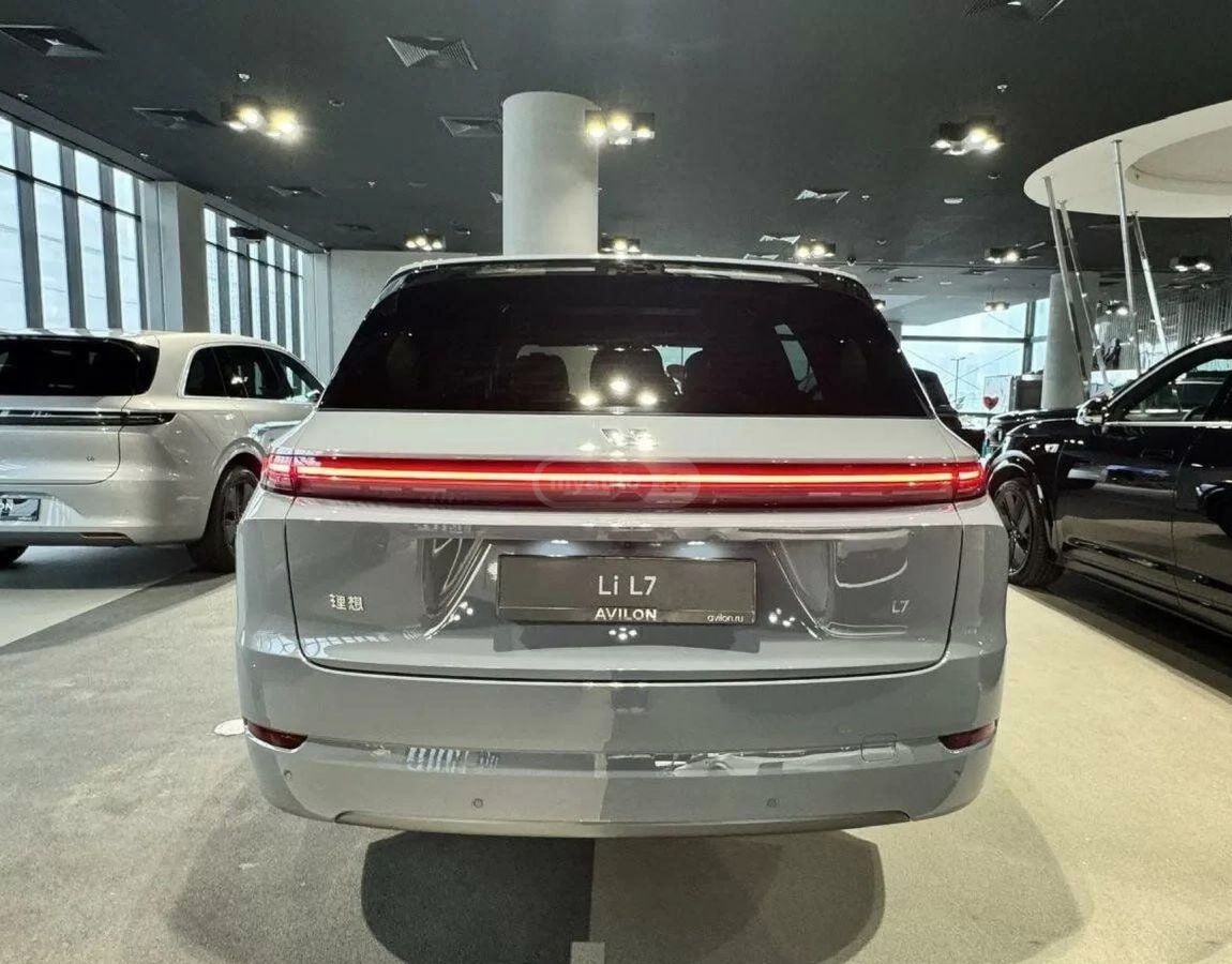 Li Xiang L7 ULTRA 52.3 kWh 2026 — миниатюра 4