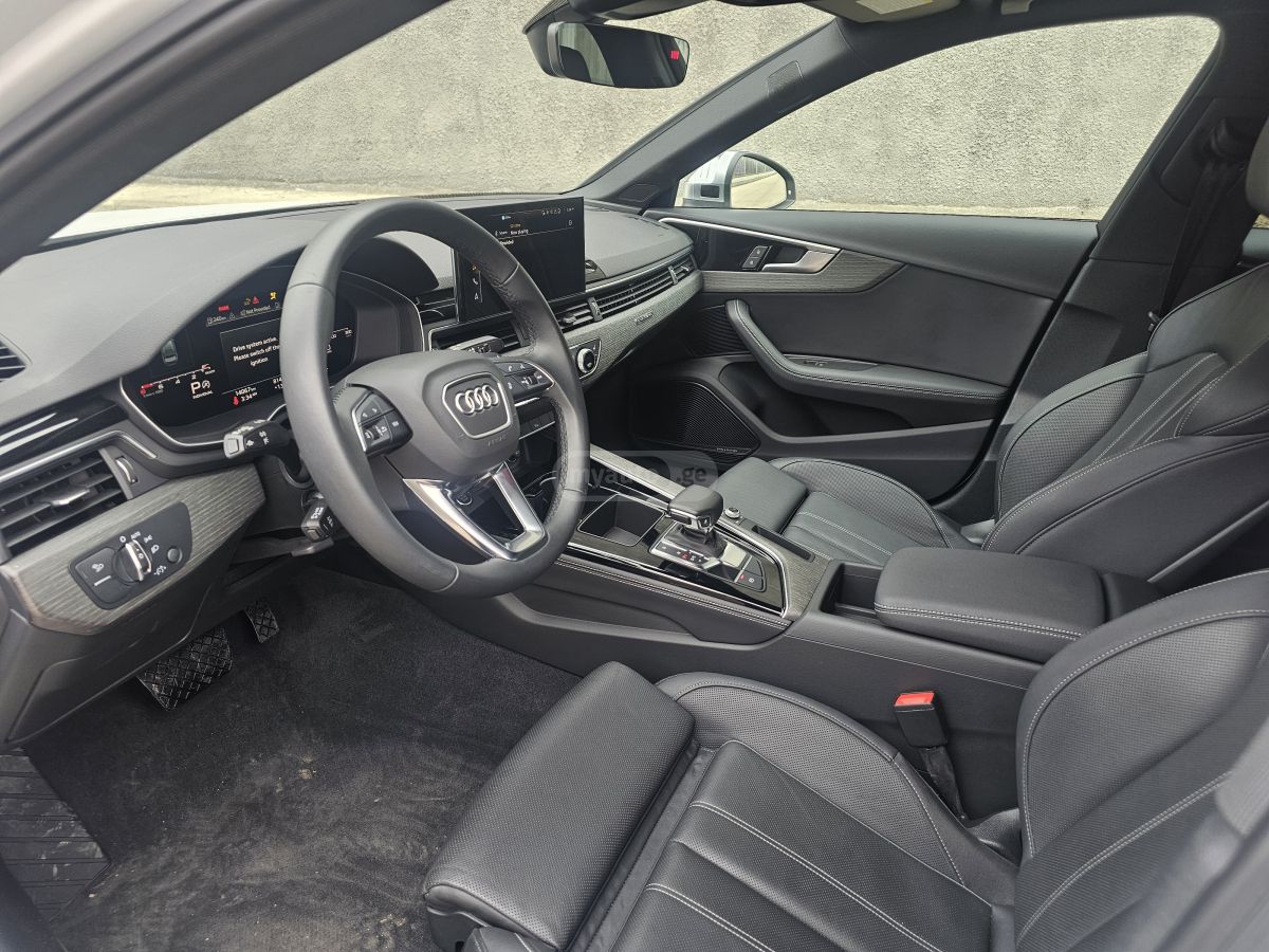 Audi 40 Premium 4dr All-Wheel Drive — миниатюра 9