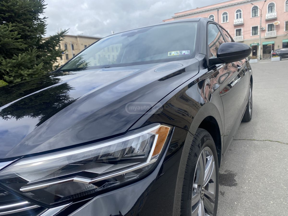 Volkswagen Jetta - фото 8