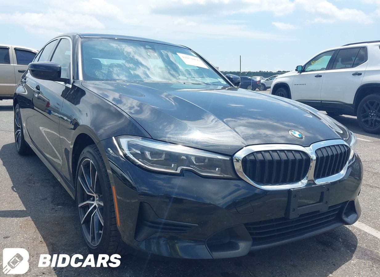 BMW 330 - фото 1