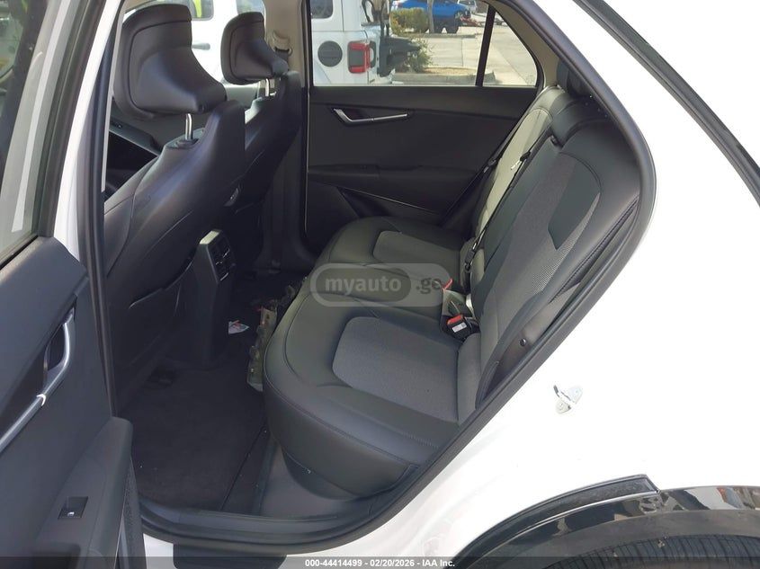 Kia EV WIND — миниатюра 7