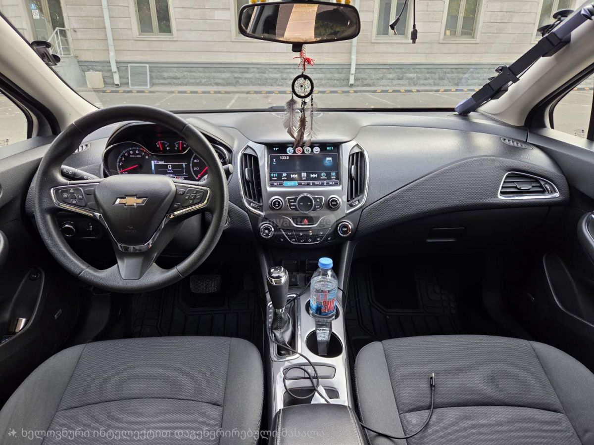 Chevrolet Cruze - фото 4