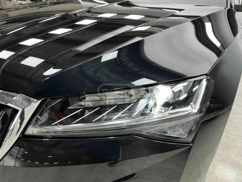 Skoda Superb 2024 — миниатюра 7