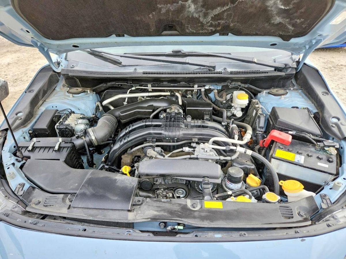 Subaru Premium 4dr All-Wheel Drive CV — миниатюра 11