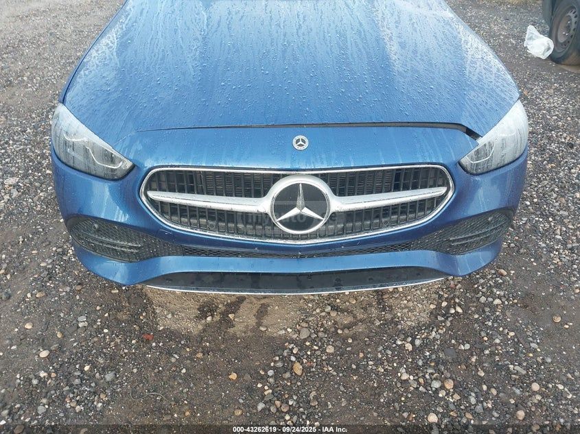 Mercedes-Benz C 300 2023 — миниатюра 6