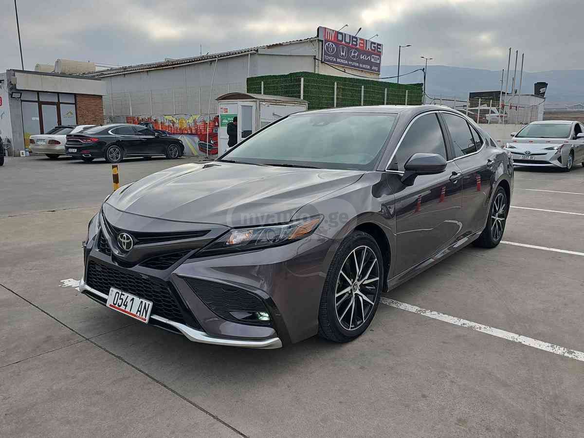 Toyota Toyota Camry — миниатюра 1