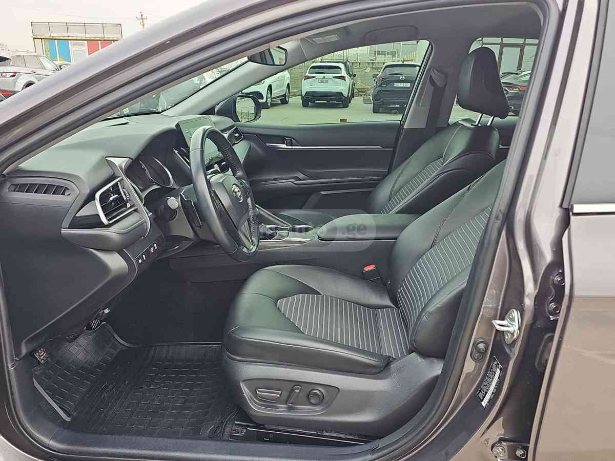 Toyota Toyota Camry — миниатюра 9