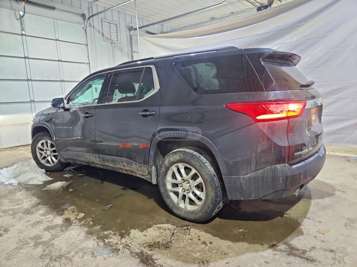 Chevrolet Traverse - фото 2