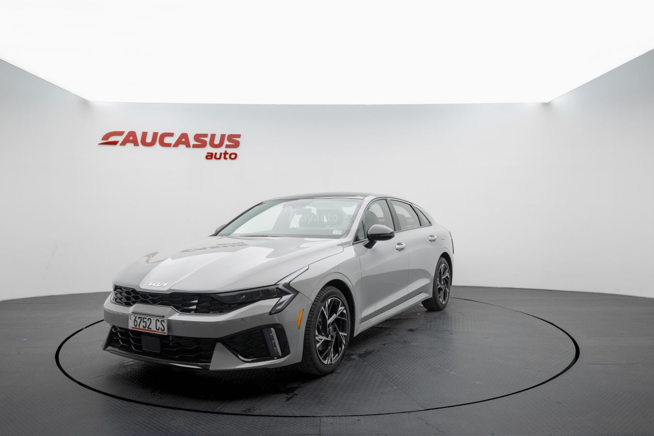 Kia Kia K5 — миниатюра 1