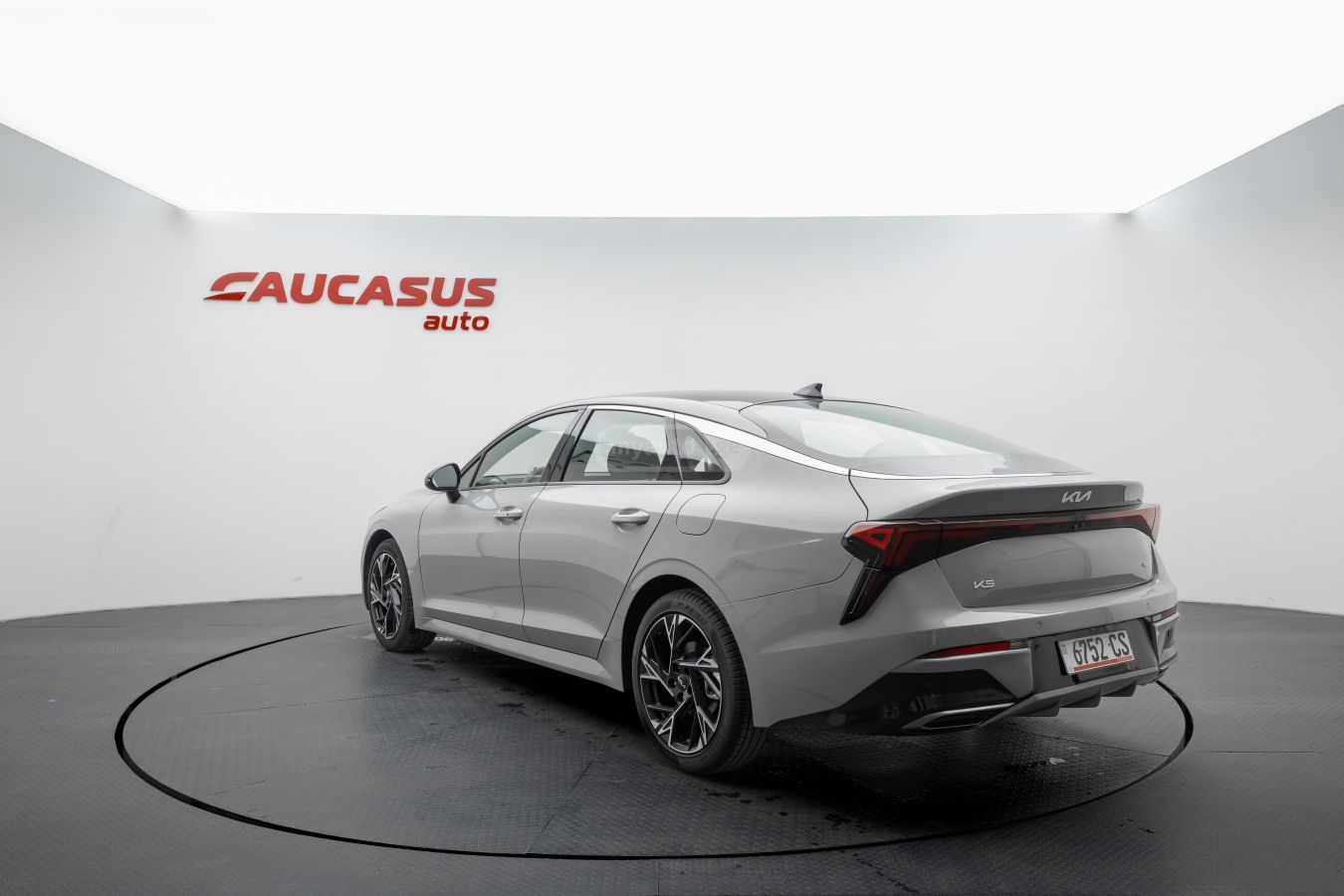 Kia Kia K5 — миниатюра 6