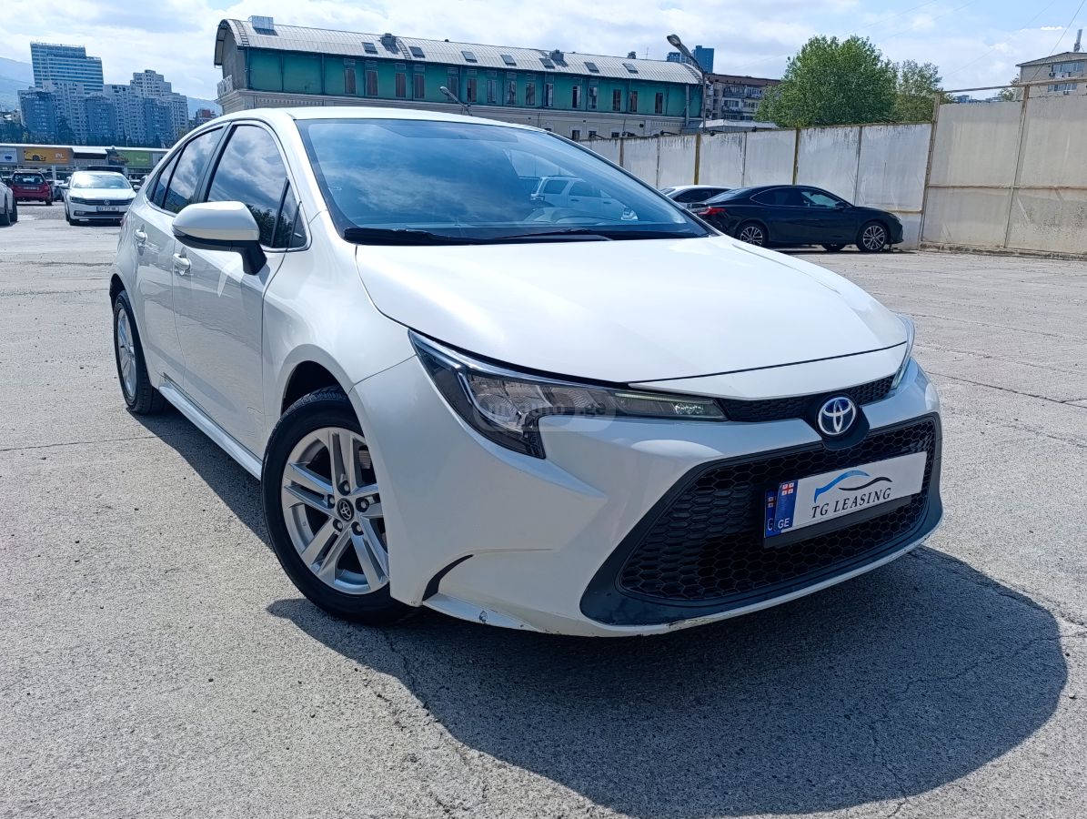 Toyota Corolla - фото 2