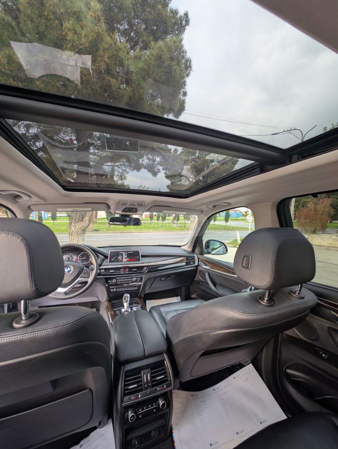 BMW X5 - фото 11