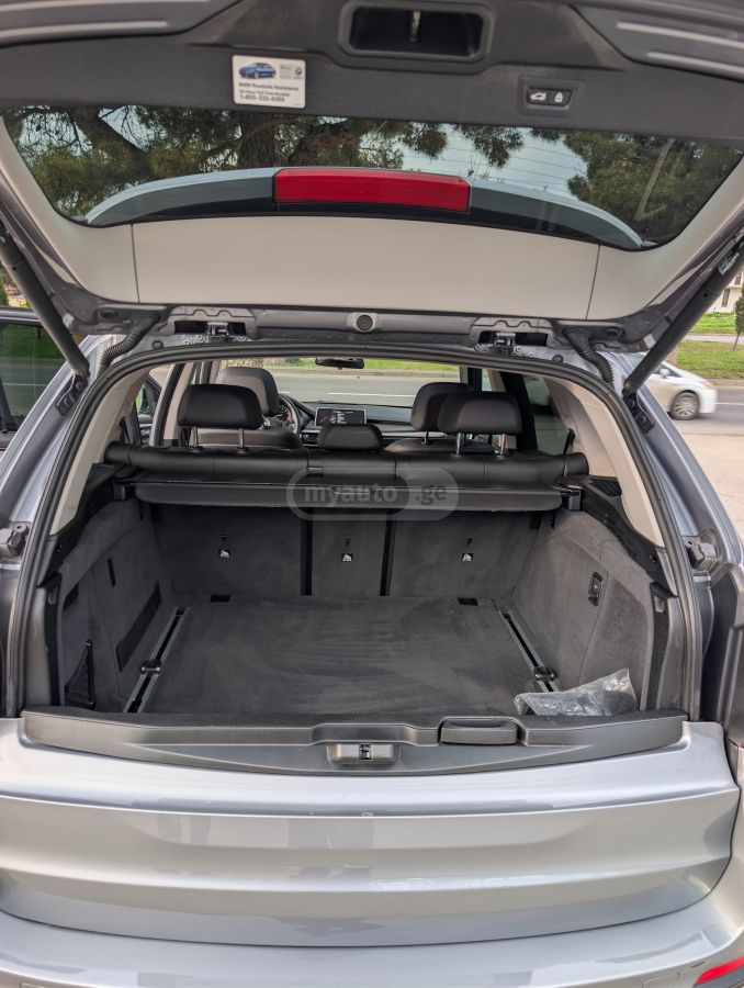 BMW X5 - фото 12
