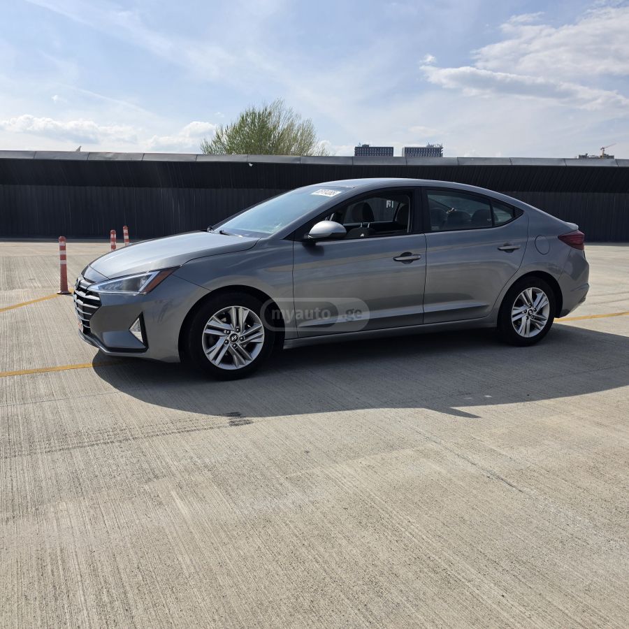 Hyundai Elantra - фото 3