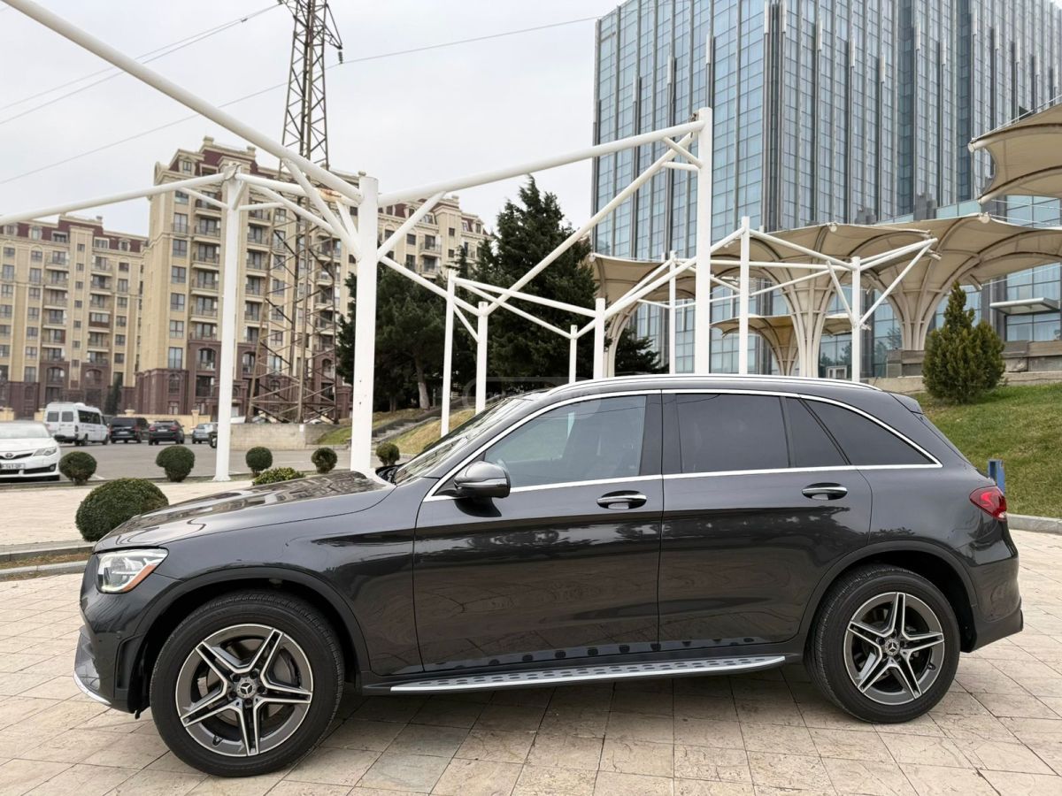 Mercedes-Benz GLC 300 - фото 2