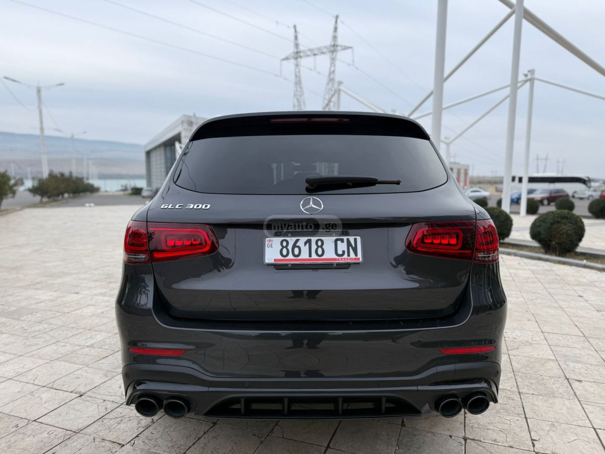Mercedes-Benz GLC 300 - фото 4