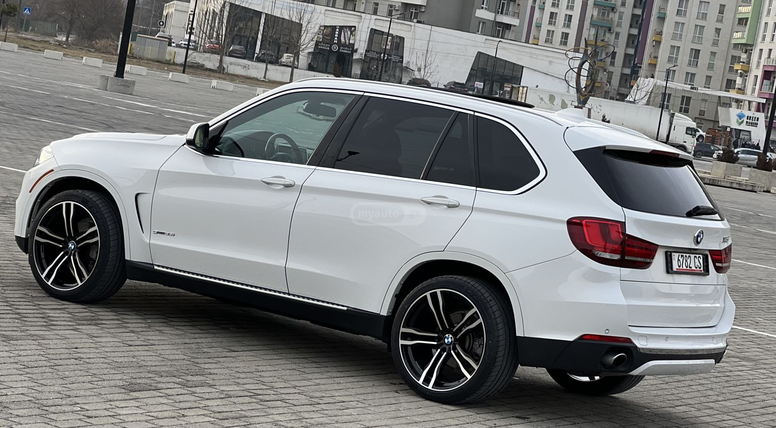 BMW X5 - фото 3