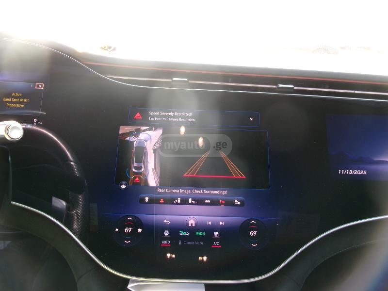 Mercedes-Benz EQS - фото 7