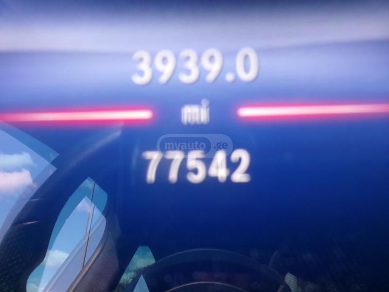 Mercedes-Benz EQS - фото 8