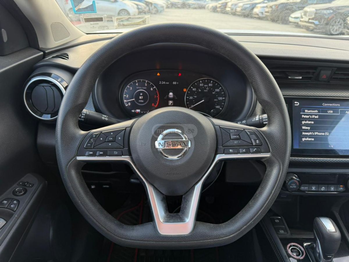 Nissan Kicks - фото 12