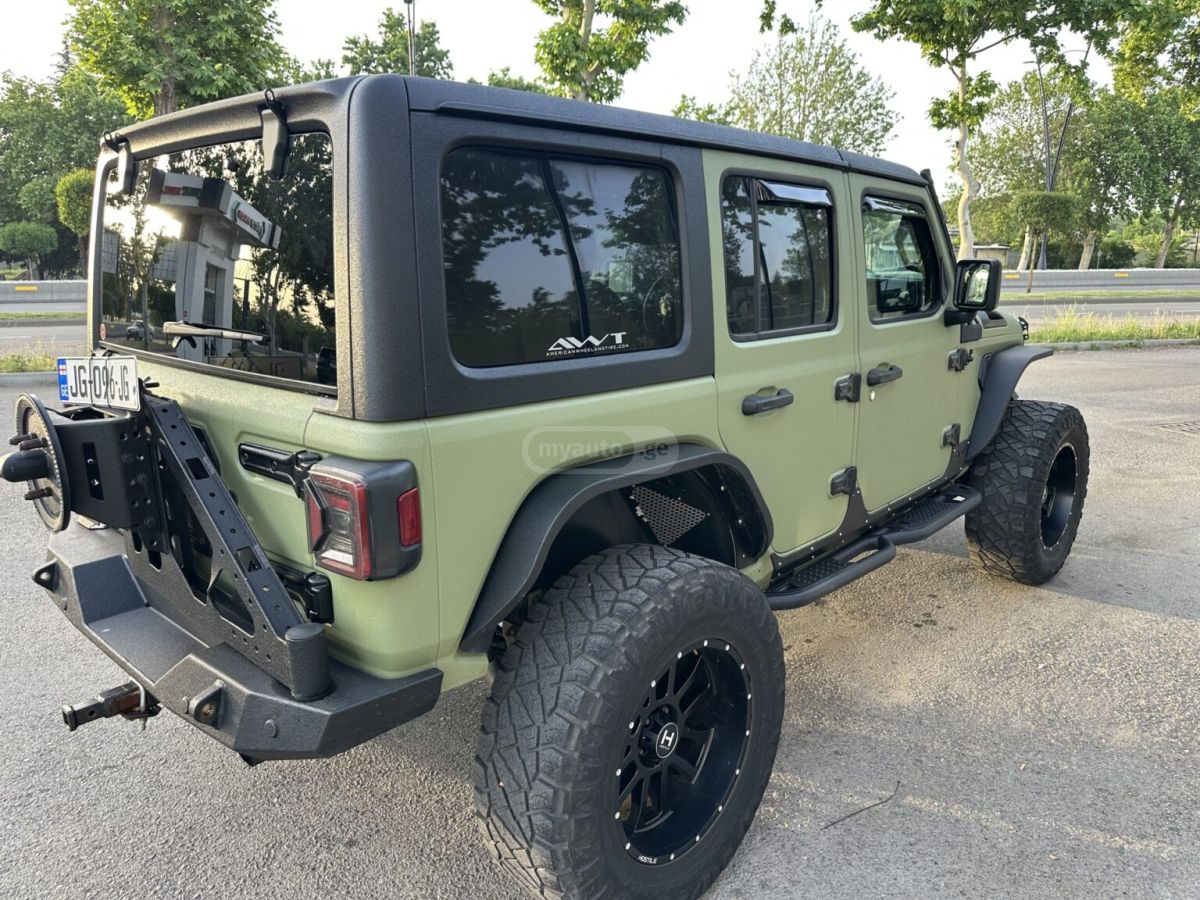 Jeep Rubicon 4dr 4x4 Automatic — миниатюра 10