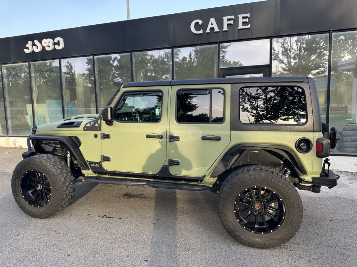 Jeep Rubicon 4dr 4x4 Automatic — миниатюра 13