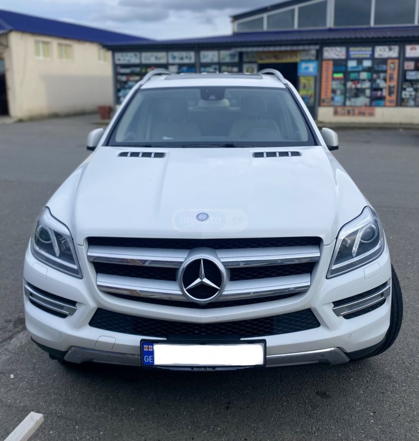 Mercedes-Benz GL 450 - фото 1