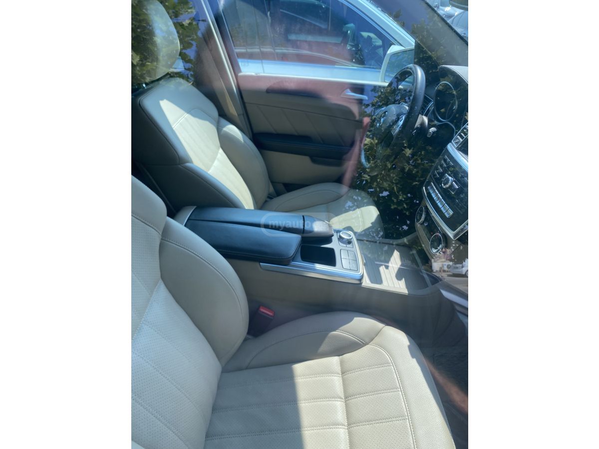 Mercedes-Benz GL 450 - фото 7