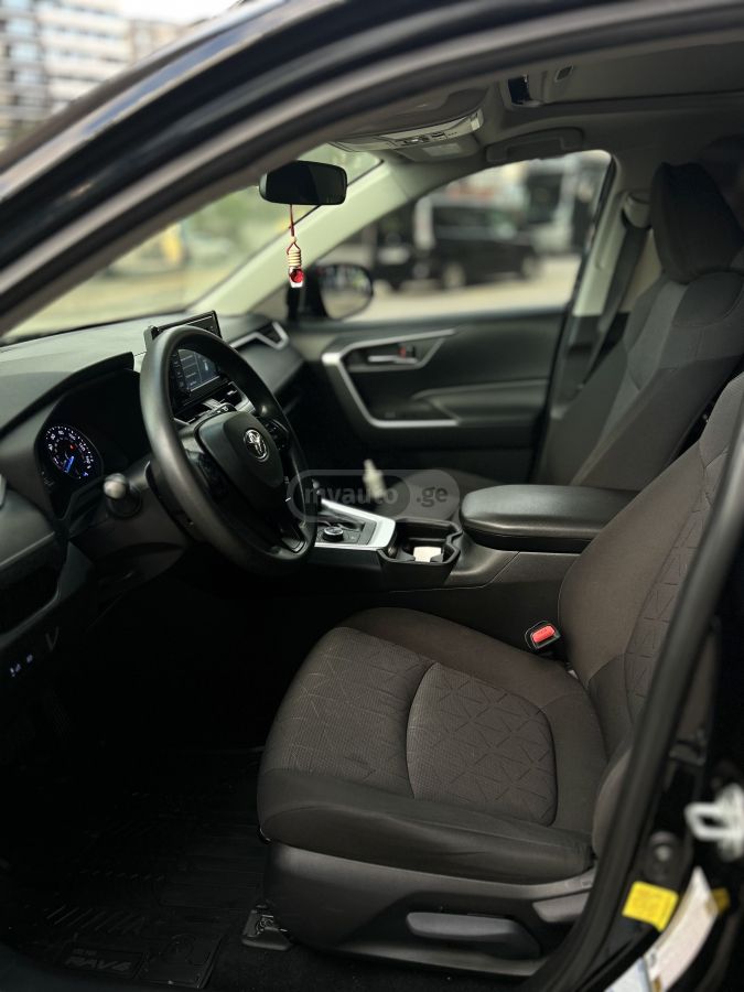 Toyota RAV 4 - фото 11